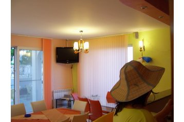 Bulgārija Privát Černomorec, Eksterjers